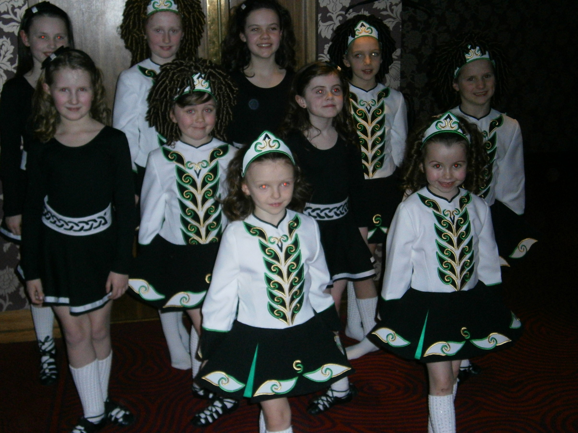 Scoil Rince Seoige Costume